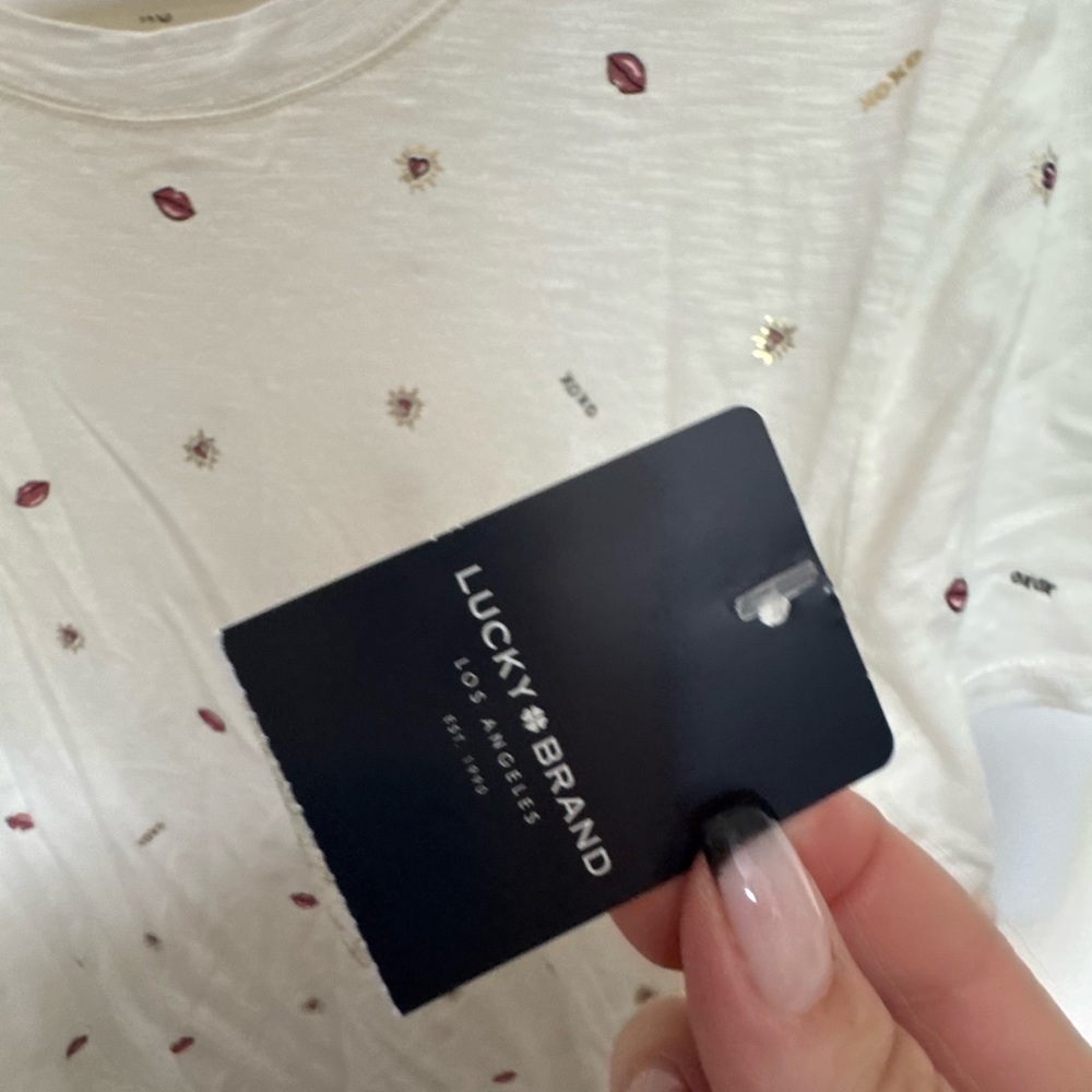 WT LUCKY BRAND Cream Crew Neck Tee (XS) - Picture 8 of 9